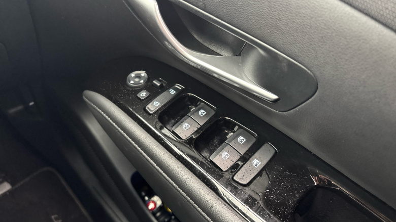 Hyundai TUCSON 1.6 TGDi Hybrid 230 Premium 5dr 2WD Auto Hybrid Estate